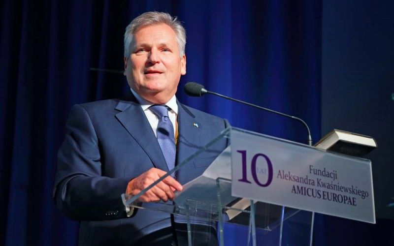 Aleksander Kwaśniewski – czyli kto?