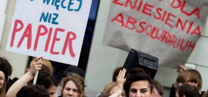 Uniwersytet to nie firma