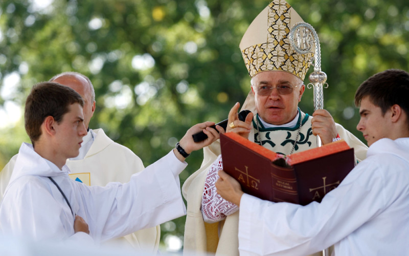 Watykan kontra pedofilia