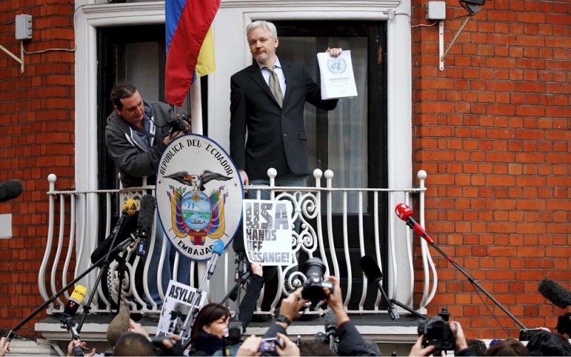 Ekstradycja Assange’a odroczona
