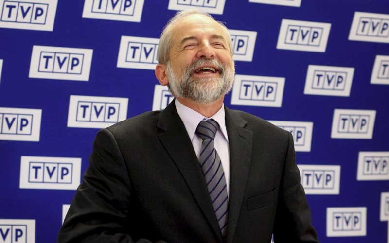 Z telewizji na bruk