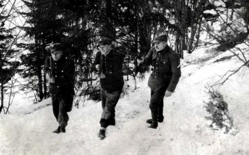 Bandyta na pomnikach