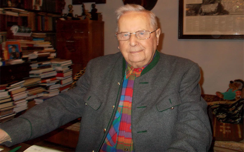 Każda władza miała swoich historyków