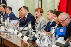 Nie bójmy się wyższej płacy minimalnej!