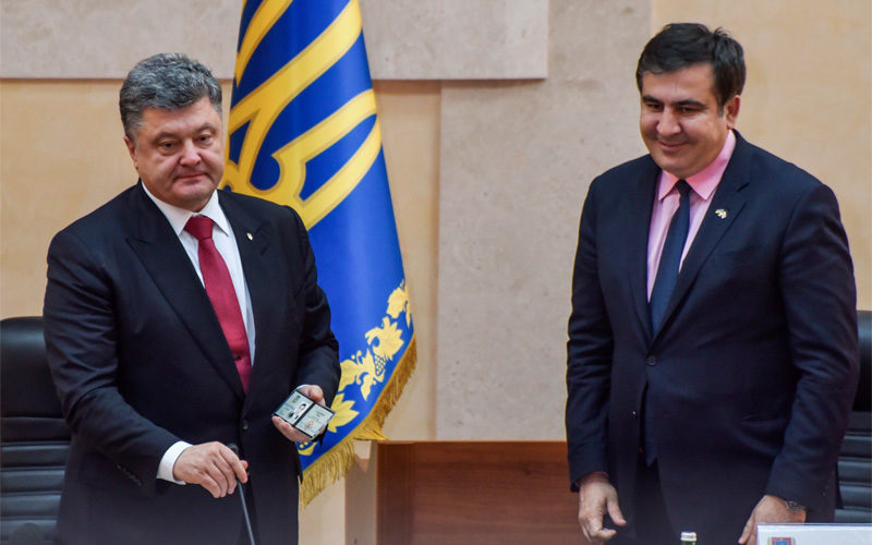 Długa lista przekrętów Saakaszwilego