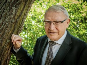 Prof. Leszek Kuźnicki