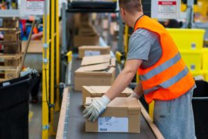 Pracownik Amazon Polska