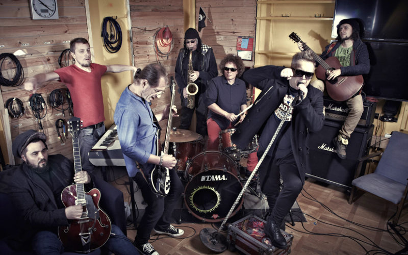 T.Love i goście specjalni w Stodole