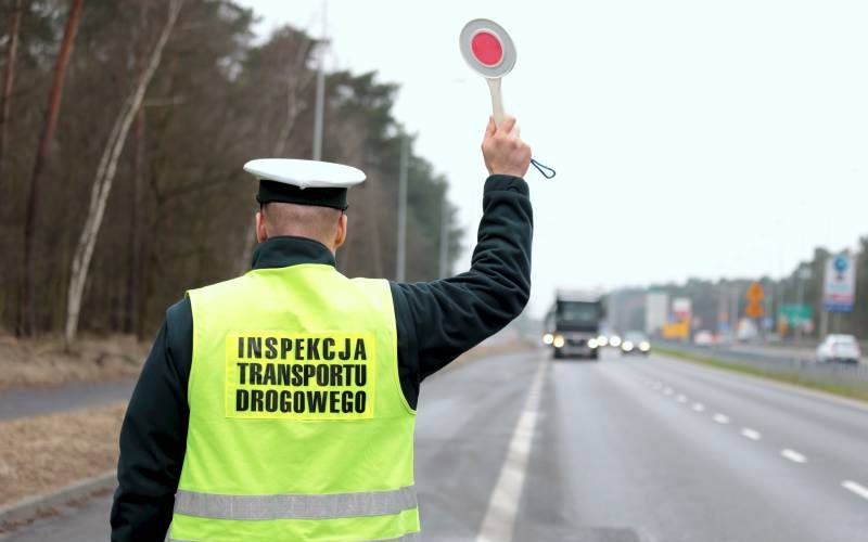 Bardzo przyjaźni kontrolerzy