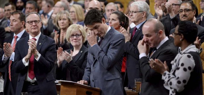 Kanada przeprasza gejów