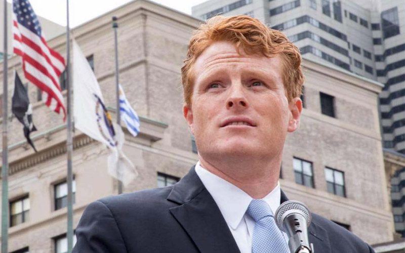 Kennedy walczy z Trumpem