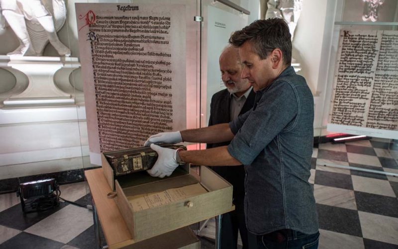 Biblioteki Narodowej dzieje dramatyczne