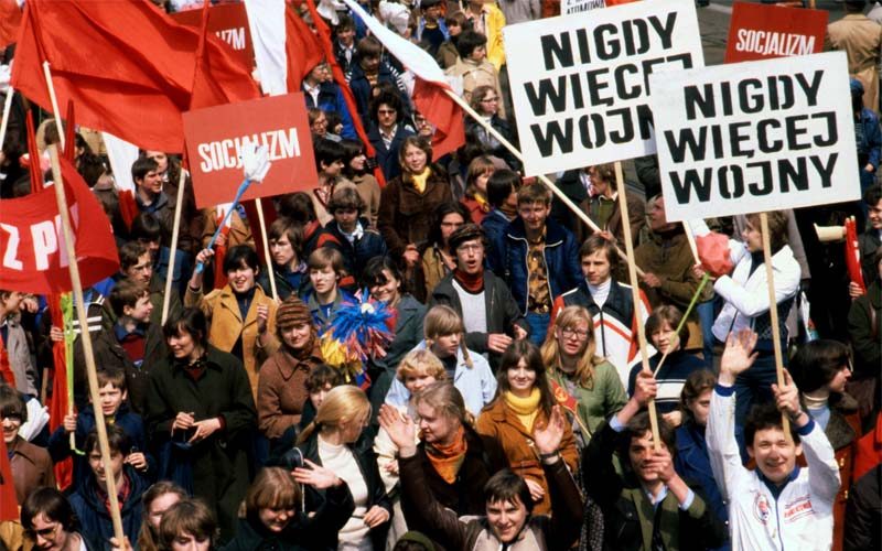 Polityka poniżania lewicy