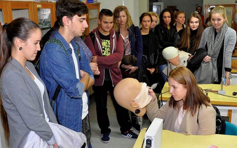 Polacy wybierają  medycynę na Słowacji