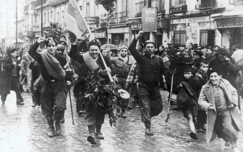 Manipulacją w dąbrowszczaków