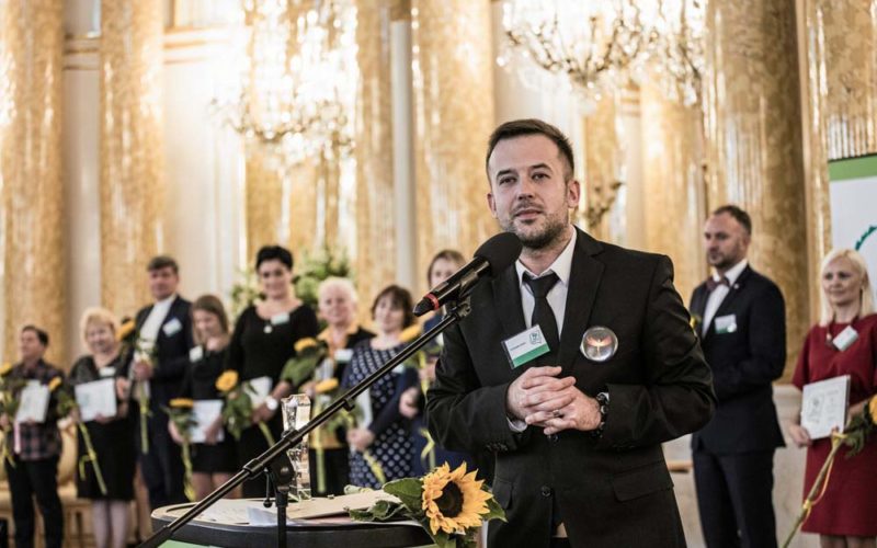 Belfer od filozoficznego dystansu