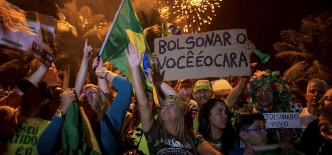 Demokracja, rzecz zbędna