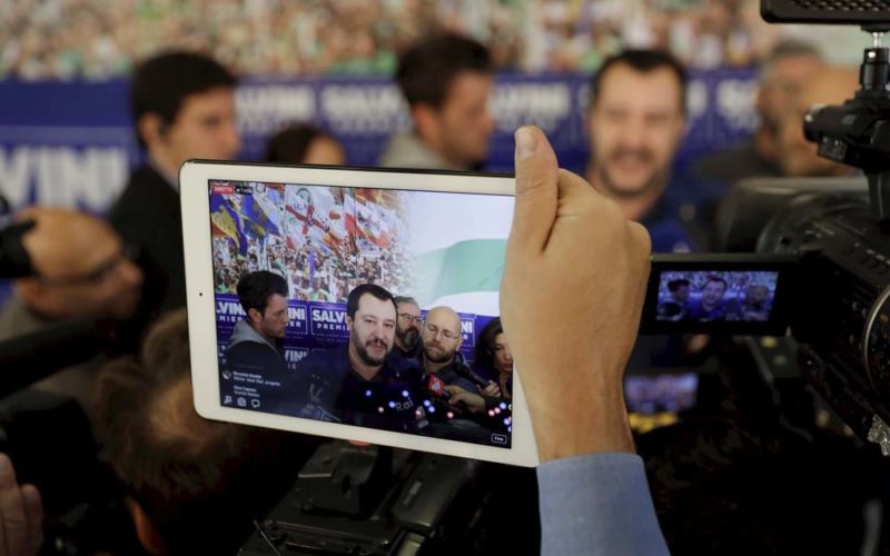 Prawica, królowa internetu