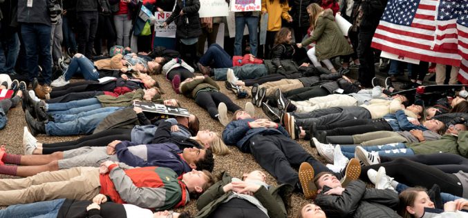 Dzieciaki z Parkland obudziły Amerykę