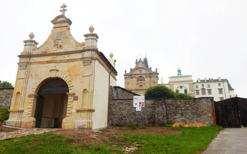 Nieświęta walka na&nbsp;Świętym Krzyżu