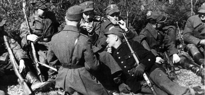 Niedołężni dowódcy. Oddziały na papierze