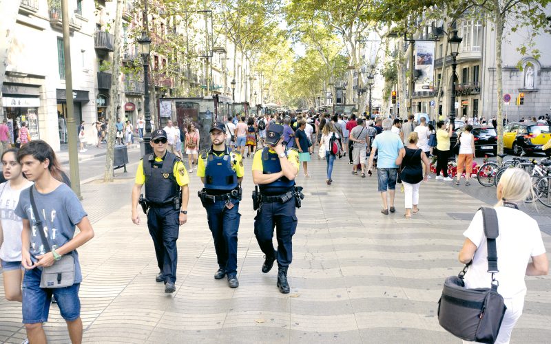 Barcelończycy walczą z gangami