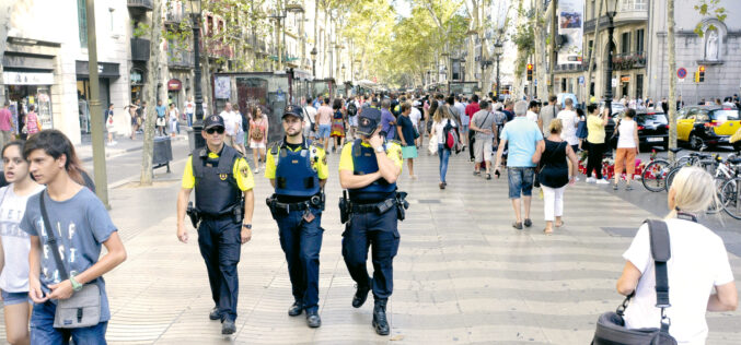 Barcelończycy walczą z gangami