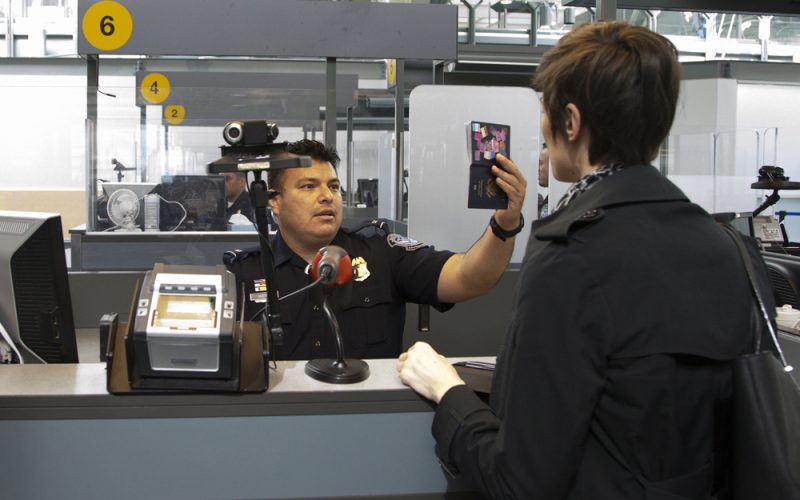 Bez wizy, bez gwarancji