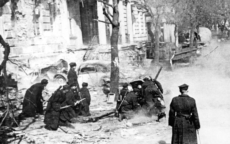 Biało-czerwona wbita w morze