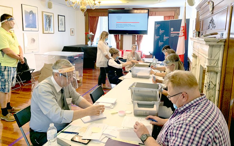 Wybory w Toronto – święto demokracji czy farsa?