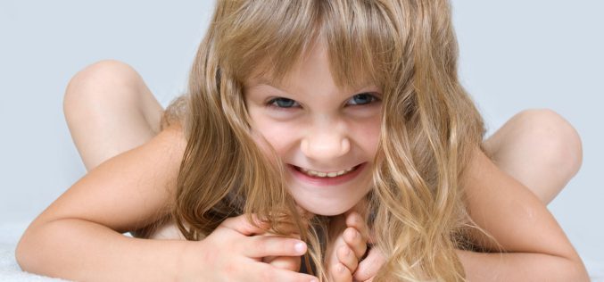 Domowe, skuteczne sposoby na chrypkę u dzieci