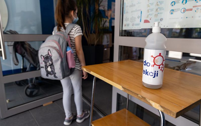 Czerwony alert dla szkół