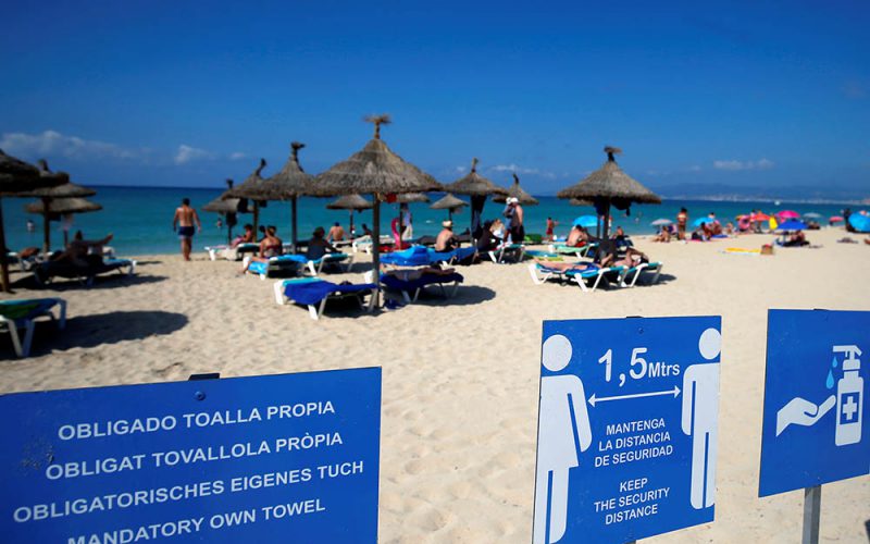 Na wakacje z wirusem