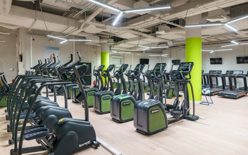 Jak wyposażyć siłownię?