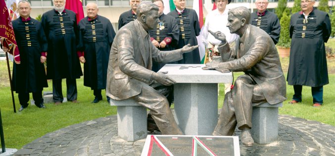 Burżujów wróg, ludu obrońca