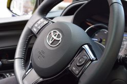 Ekonomiczny miejski samochód osobowy – Toyota Yaris 3