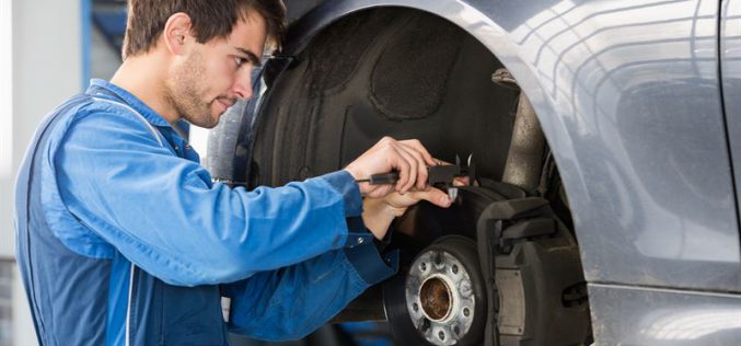 Zakup używanego samochodu – poradnik iParts.pl. Jak prawidłowo określić, które części należy wymienić w pierwszych dniach po transakcji?