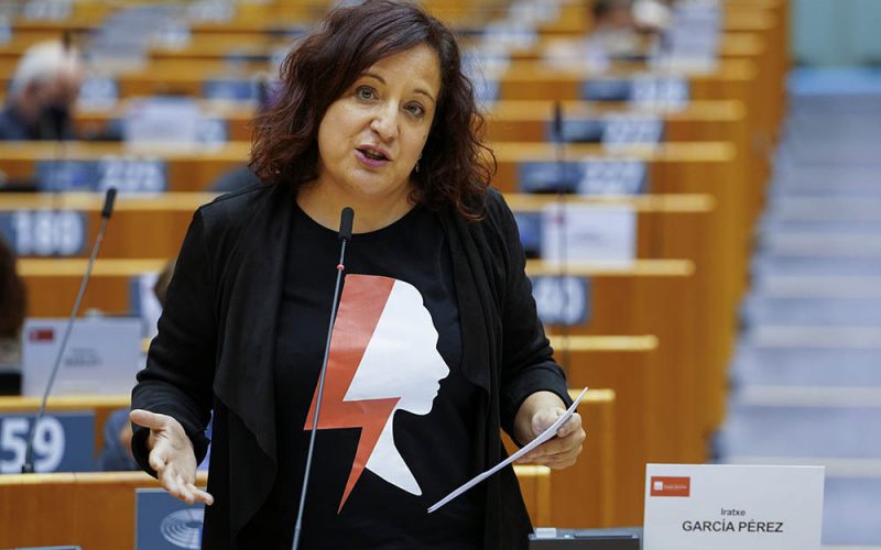 Pieniądze za praworządność