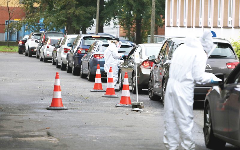 Mam COVID. Co robić?