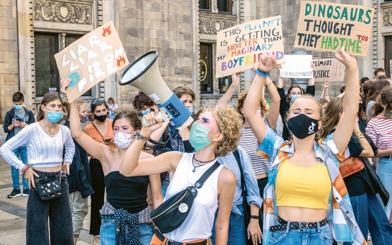 Czy młode Polki rozsadzą system?