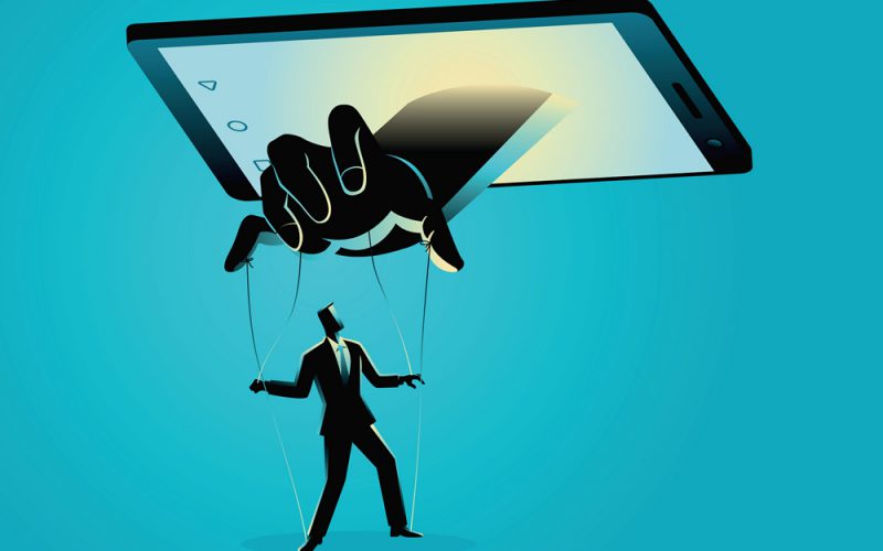 Kto (naprawdę) nas namierza?