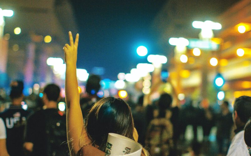 Młode Polki za lewicą