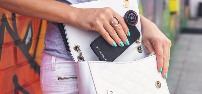 Torebka marki Guess – must have w&nbsp;Twojej&nbsp;szafie!