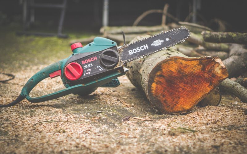 Lex Izera w cieniu lex TVN