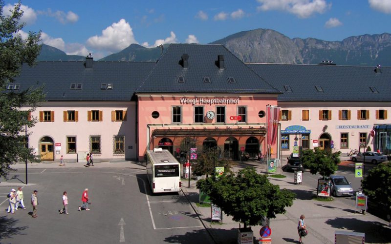 Wykluczeni i świetnie połączeni