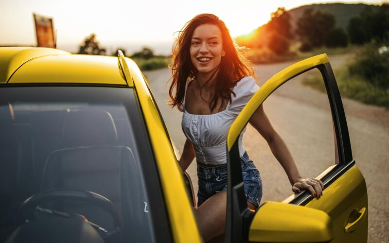 Ubezpieczenie samochodu dla młodego kierowcy – z jakimi kosztami się wiąże?