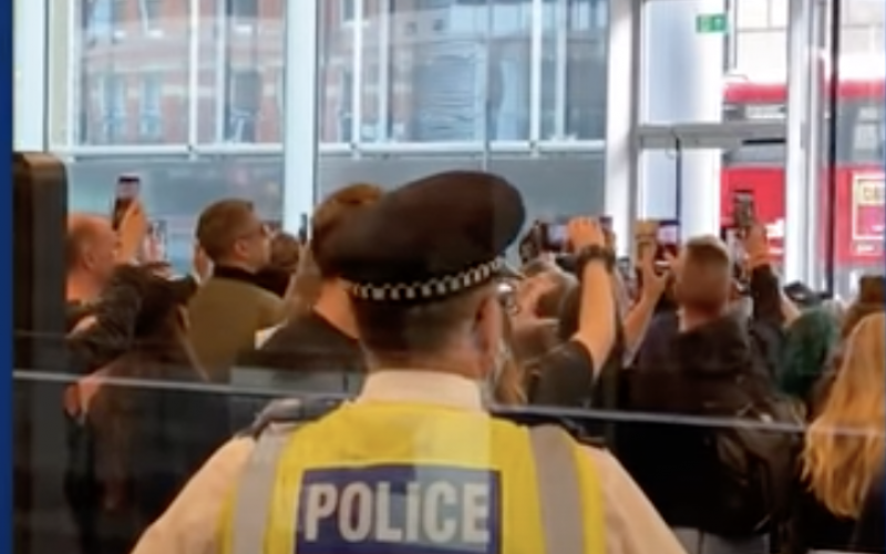 Antyszczepionkowy szturm na telewizję