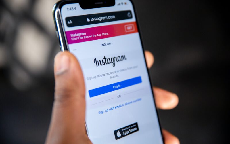 Raport Facebooka: Instagram jest szkodliwy dla nastolatek