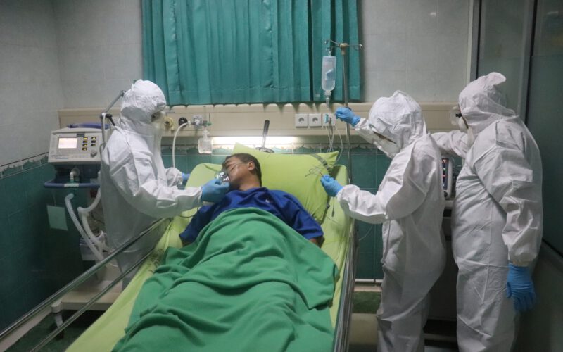 Rząd: Lokalne lockdowny bardzo prawdopodobne