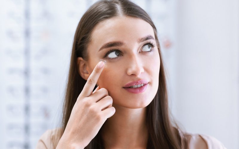 O czym należy pamiętać kupując soczewki kontaktowe?